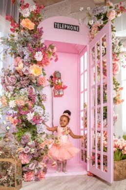 Portrait floral phonebooth